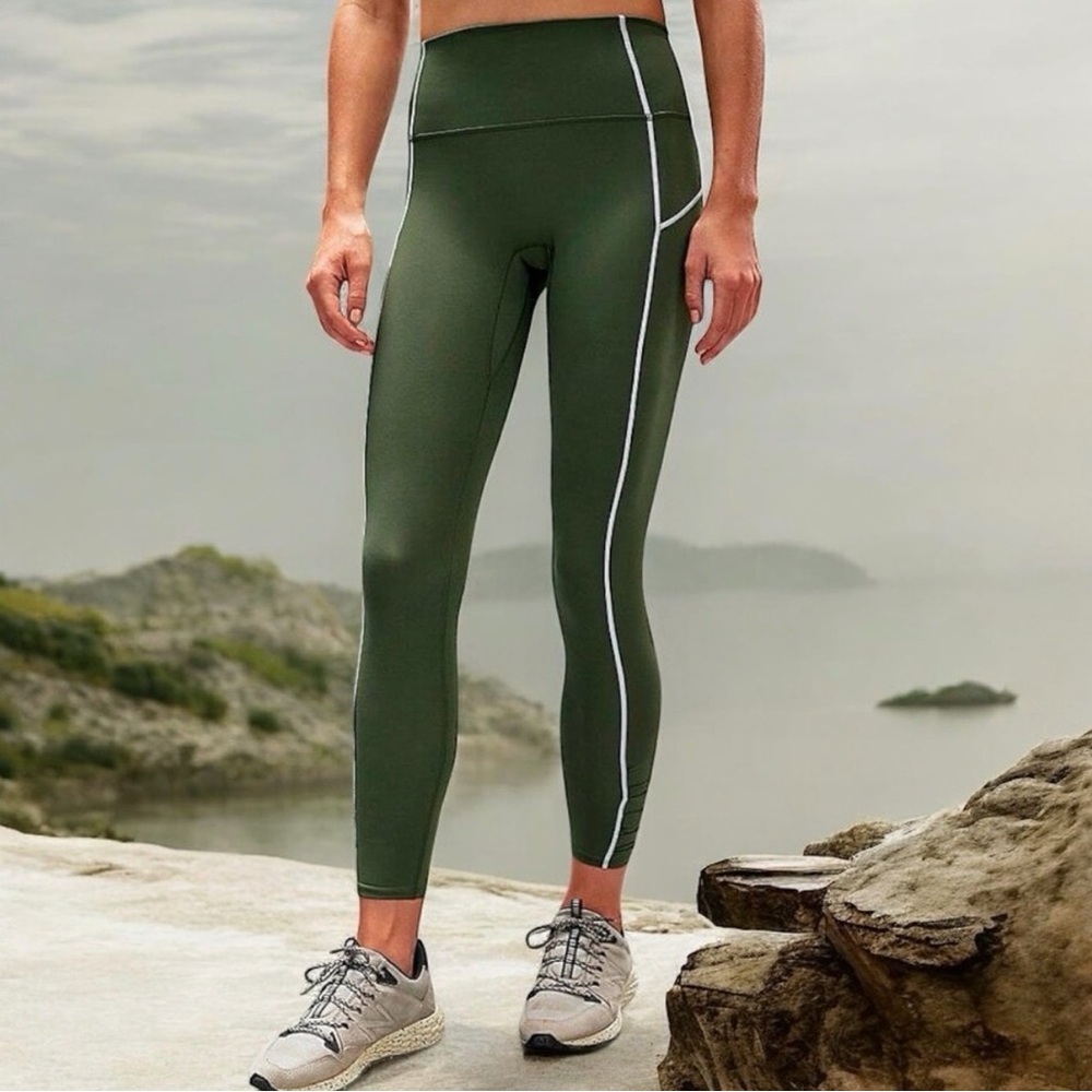 FP Movement You’re a Peach Moss leggings